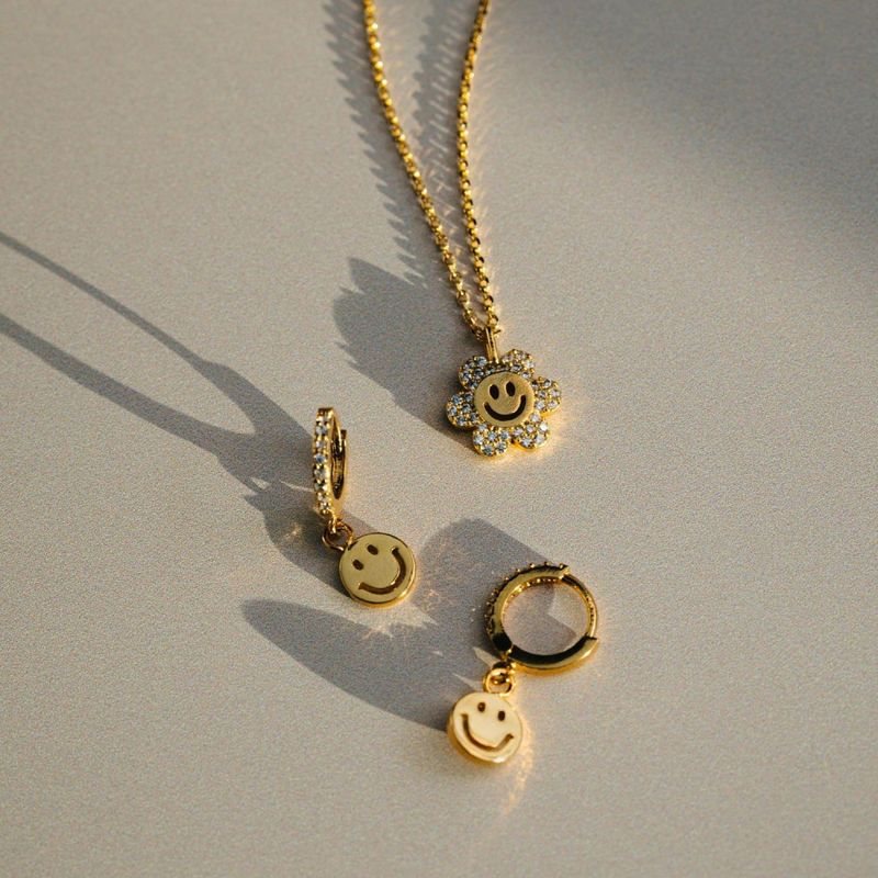 Orelia - Pave flower charm Smykke